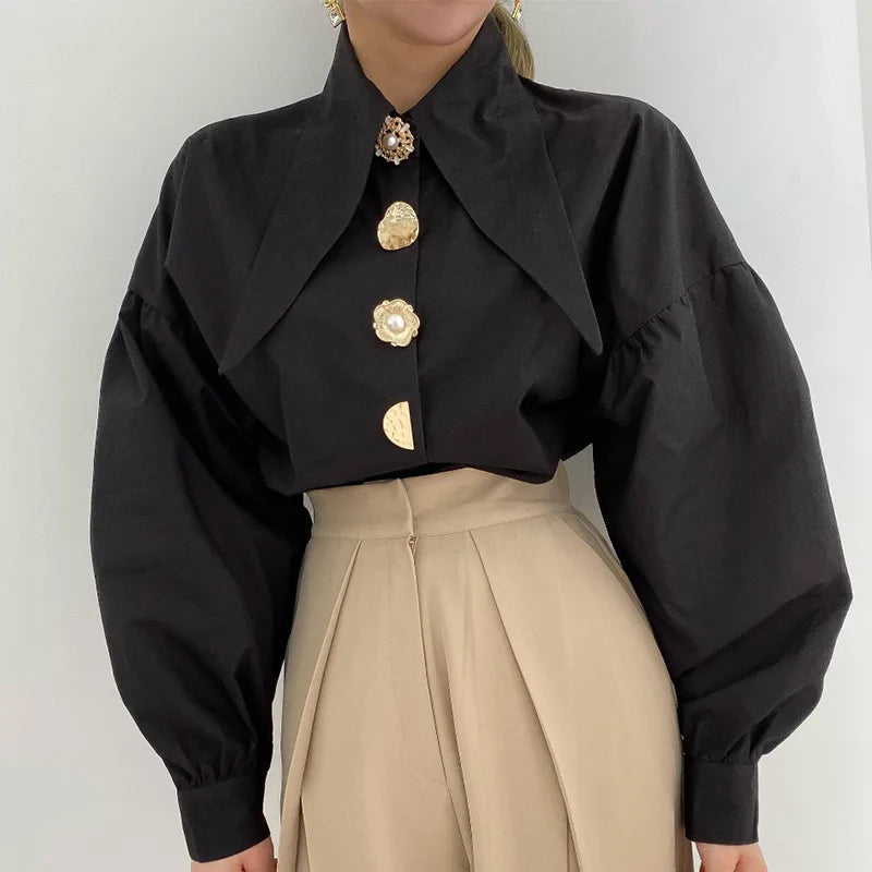 Bonni Gilded Statemente Button-Down Blouse