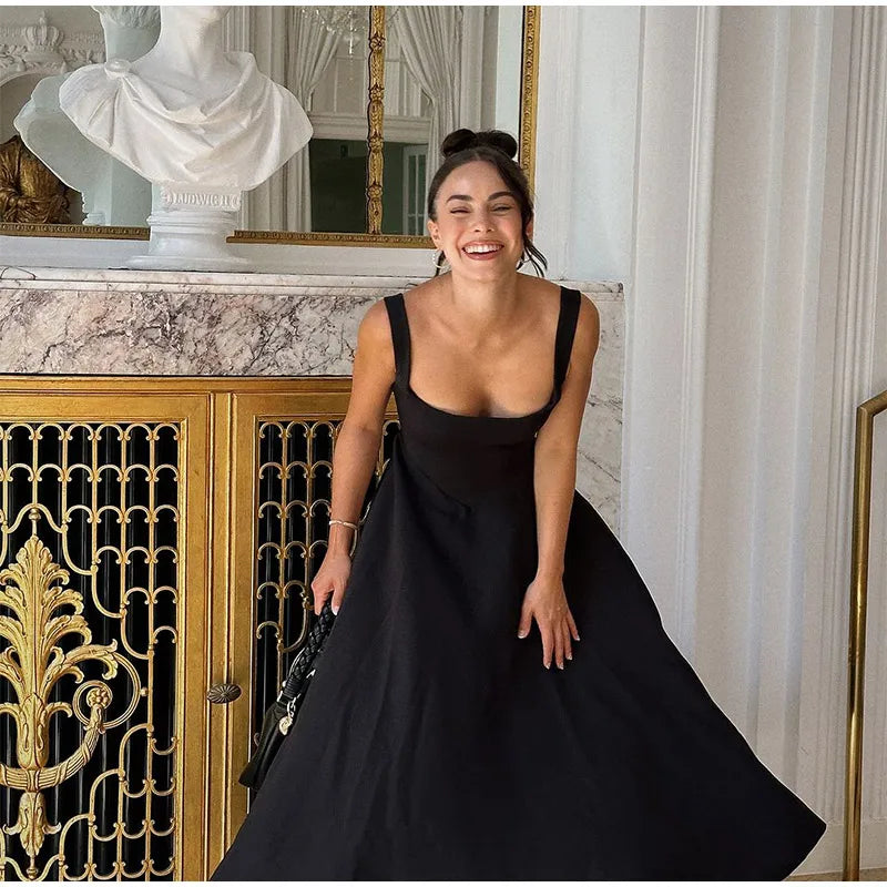 Amara Timeless Black Maxi Dress